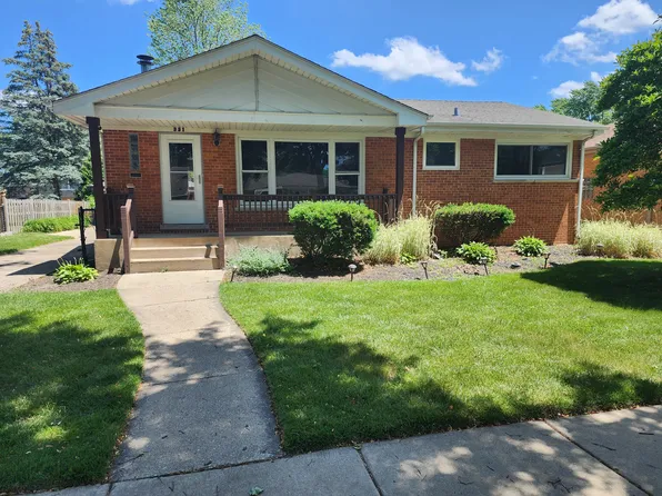 331 S Waterman Ave, Arlington Heights, IL 60004