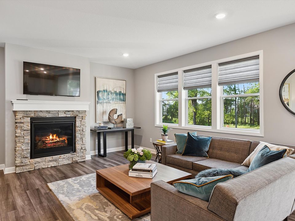 1562 England Way, Shakopee, MN 55379 MLS 6498406 Zillow