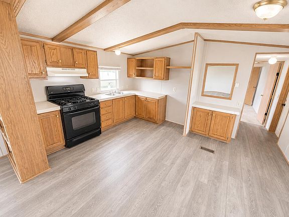 5th image of 46561 Beau Jardin Dr