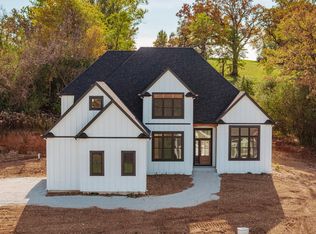 2417 Troy Hill Ct, East Troy, WI 53120