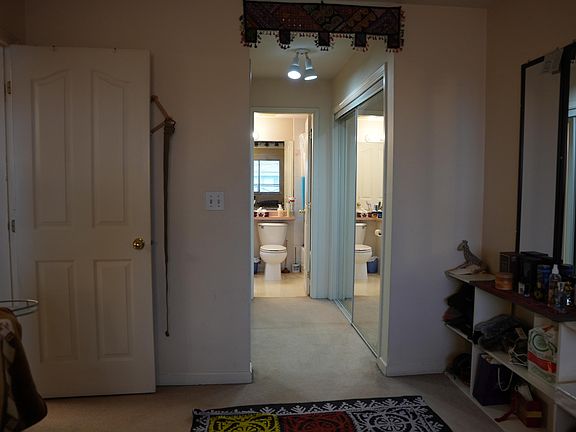5th image of 6475 E Chester St #418