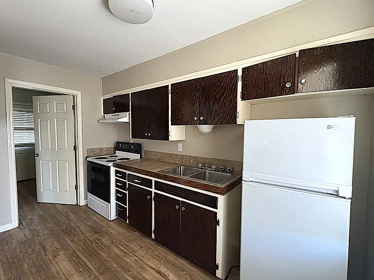 211 Marston Ave #A — Photo 7