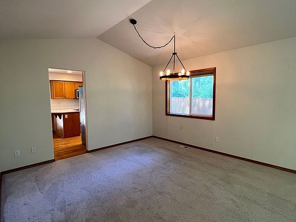 3rd image of 5817 176th St SW