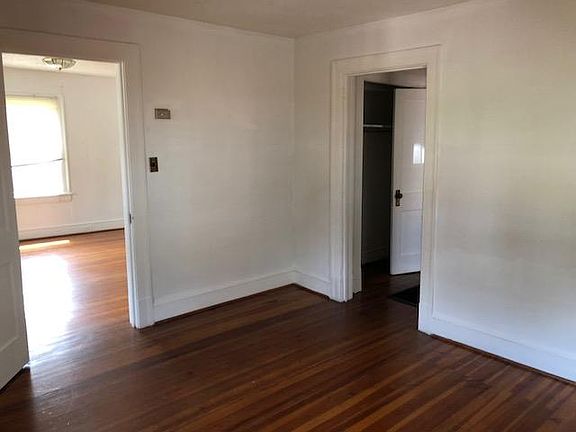 4th image of 169 Northwest Blvd