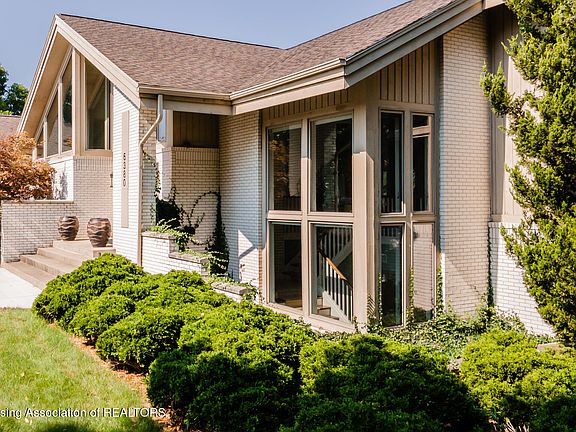5th image of 6380 Island Lake Dr