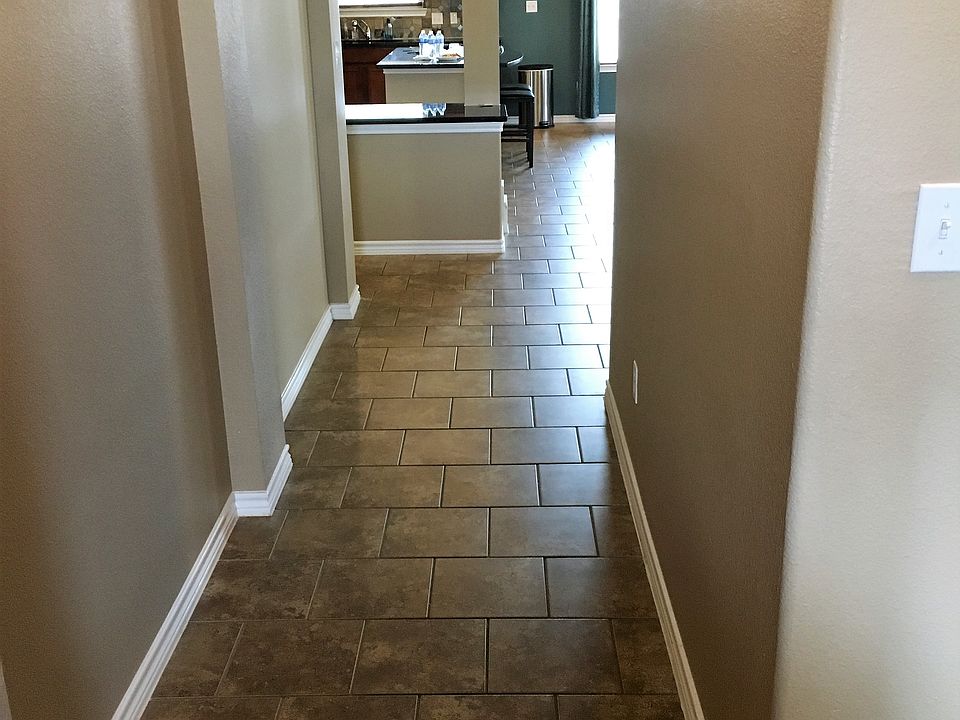 1st image of 3917 Los Arroyos Dr