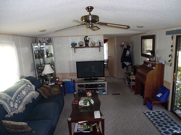 4th image of 8810 SW 27th Ave #C3