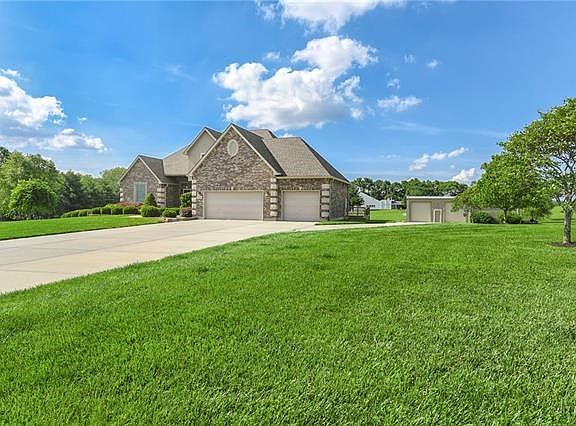 2nd image of 24406 E Woodland Cir