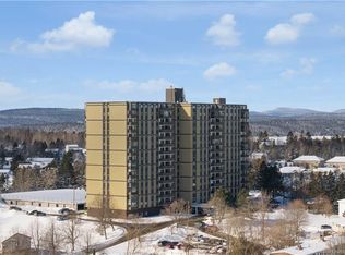 310 Woodward Ave #1003, Saint John, NB E2K2L1