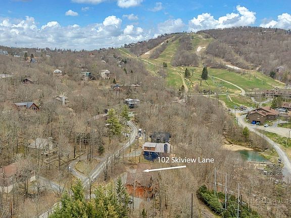 3rd image of 102 Skiview Lane #2