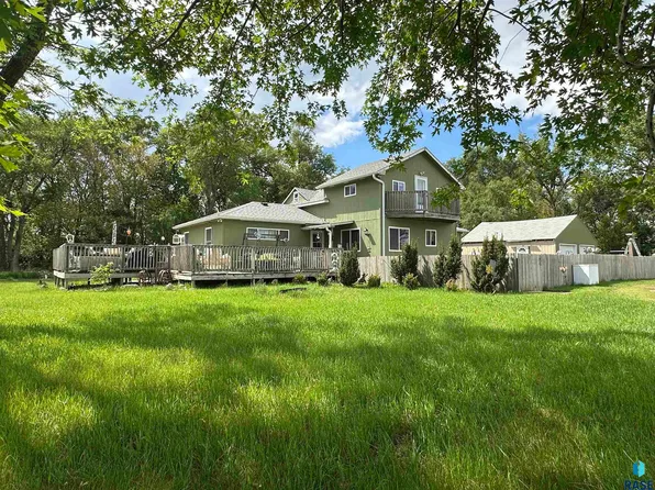 44640 276th St, Marion, SD 57043