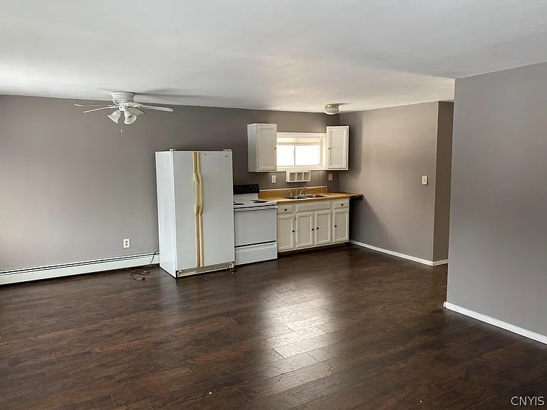 25081 Woolworth St #83 — Photo 4