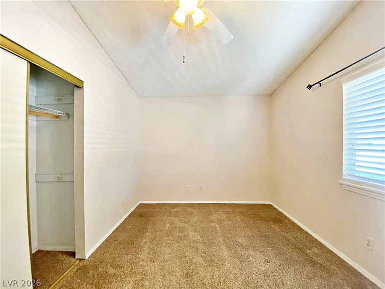 704 Callahan Point Dr — Photo 7