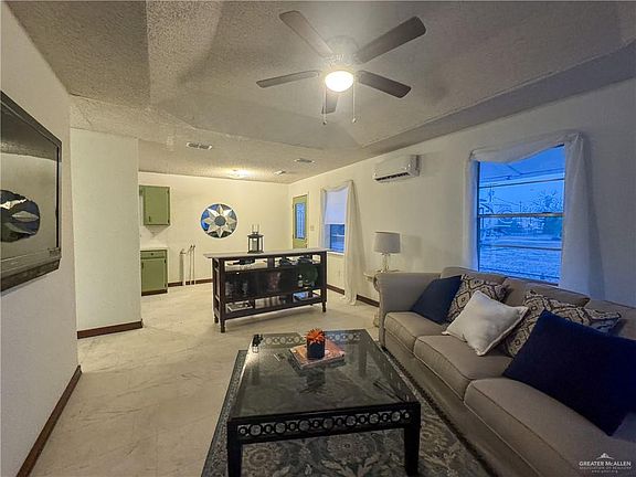 5th image of 112 W Salazar St