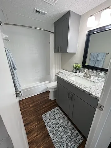 Amber Creek Apartments — Photo 20