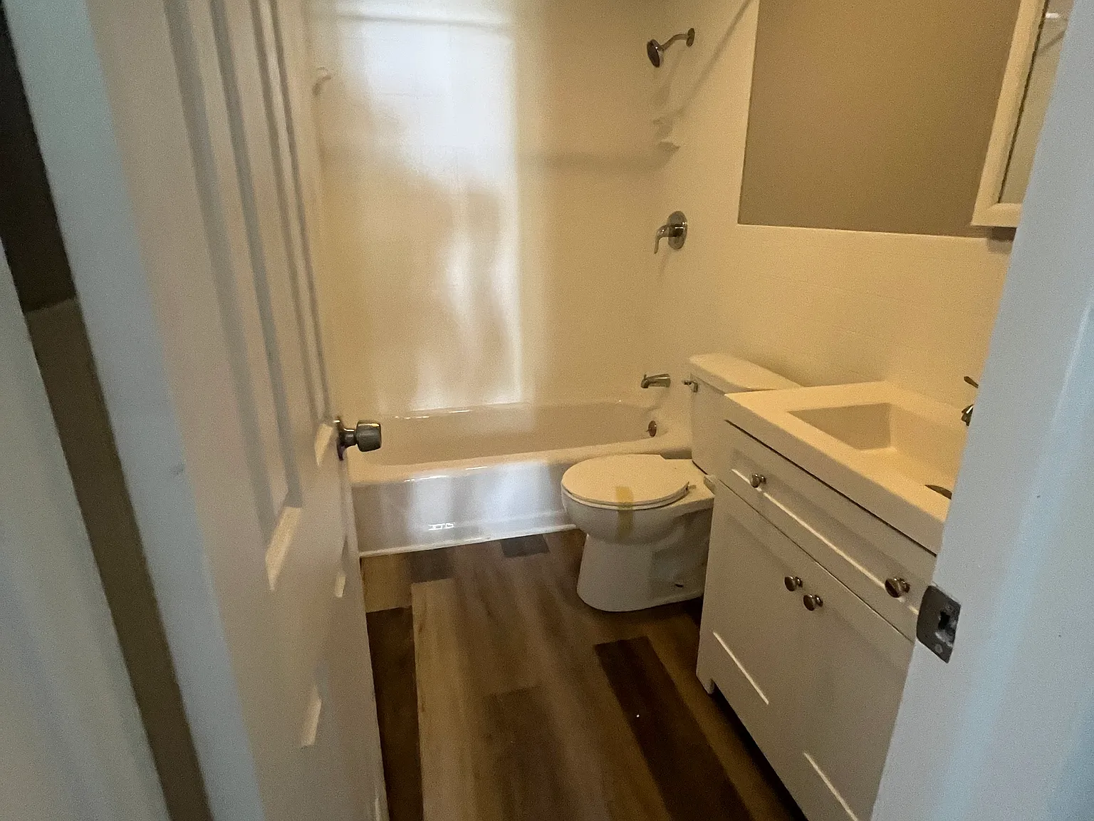 2 bed, 720 sqft, $925 — Photo 4