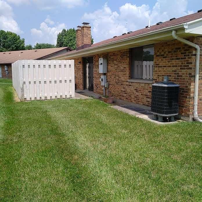 1st image of 4775 Foxdale Dr