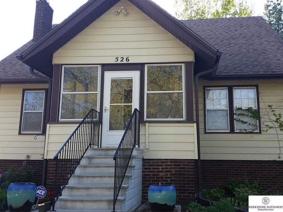 1st image of 526 S 50th Ave