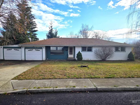 422 N Grant St, Moscow, ID 83843