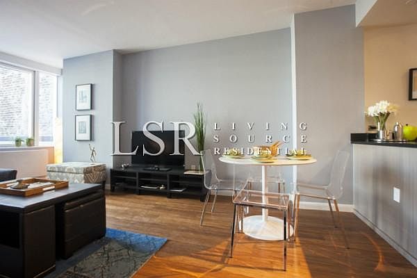 1st image of 66 Rockwell Pl APT 6L