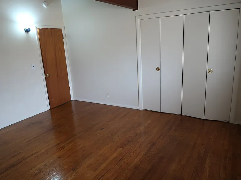 1250 Northfield Ave NE — Photo 8