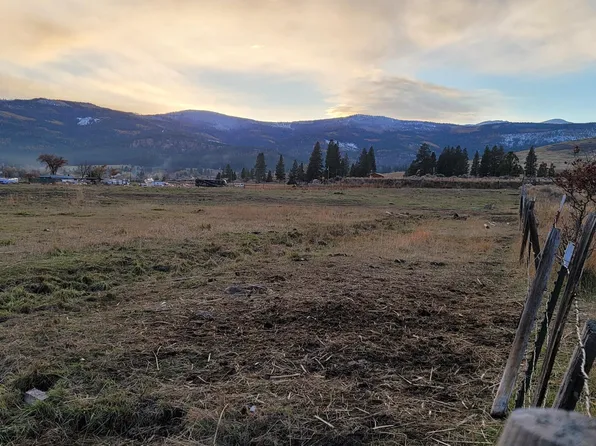 1 Camas Rd, Hot Springs, MT 59845