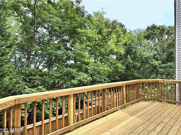 3rd image of 11142 Cedarwood Dr