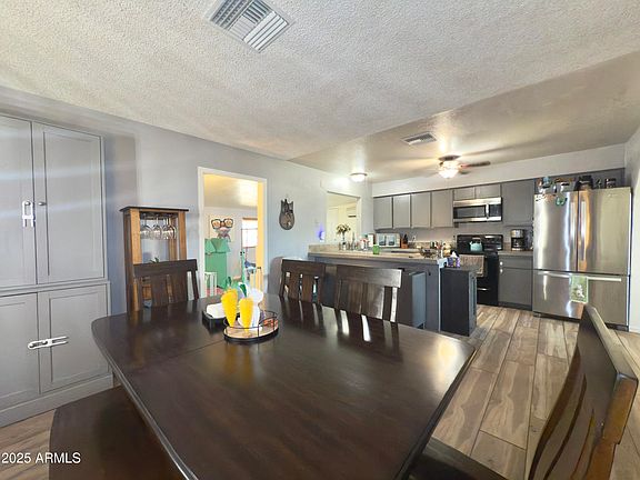3rd image of 2329 E JUANITA Avenue