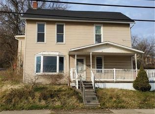 1530 Main St, Burgettstown, PA 15021