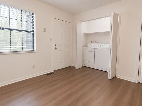 4th image of 1039A N Paz Dr #47