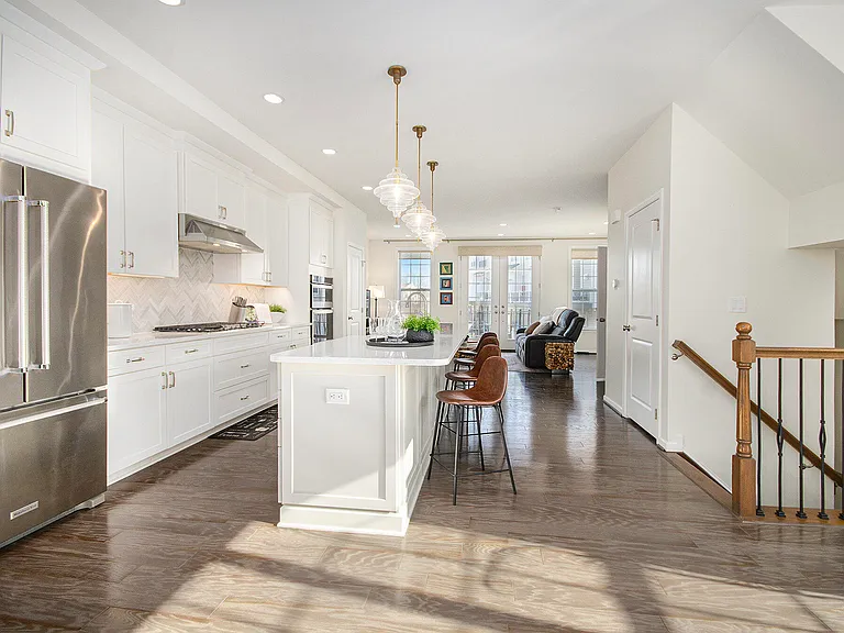 2822 Purley Ave — Photo 16