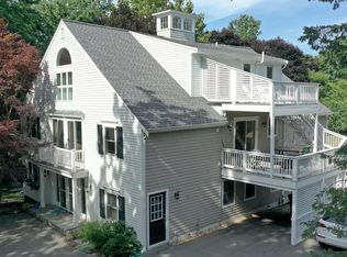 38 Toppans Ln #1, Newburyport, MA 01950