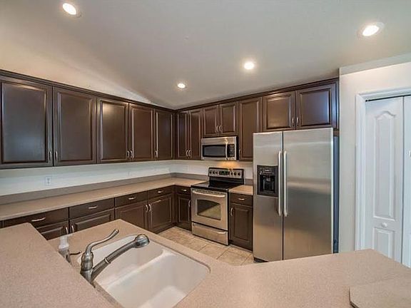 4th image of 415 Fern Gulley Dr