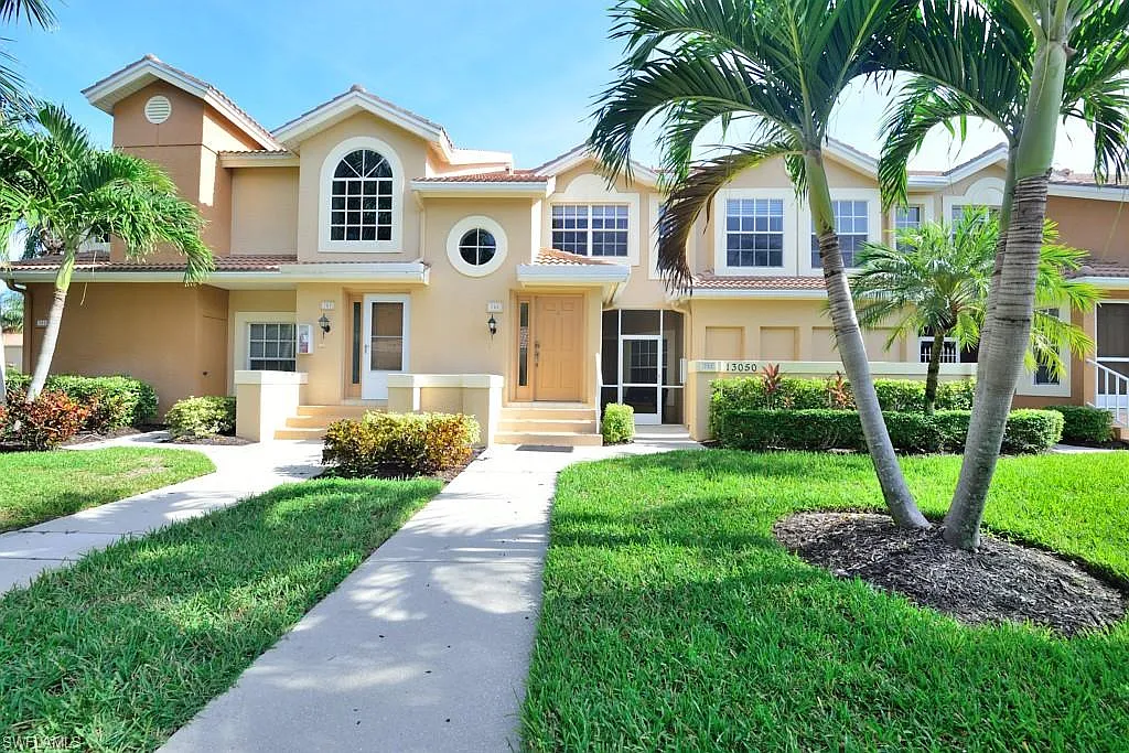 2 bed, 2.0 bath, 1204 sqft, $5,500 — Photo 1