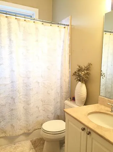 2nd Bathroom