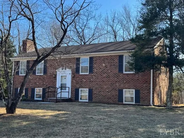 404 Robin Dr, Lynchburg, VA 24502