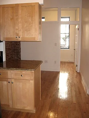 Rented by Urban Real Estate Property Group Inc | media 16