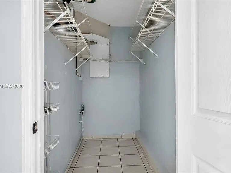1647 W 72nd St — Photo 16
