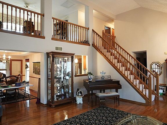 4th image of 4938 Vicksburg Ln