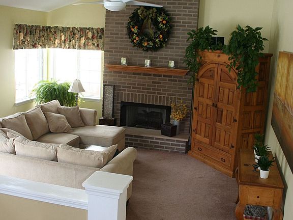 Large, sunken family room with vaulted ceiling