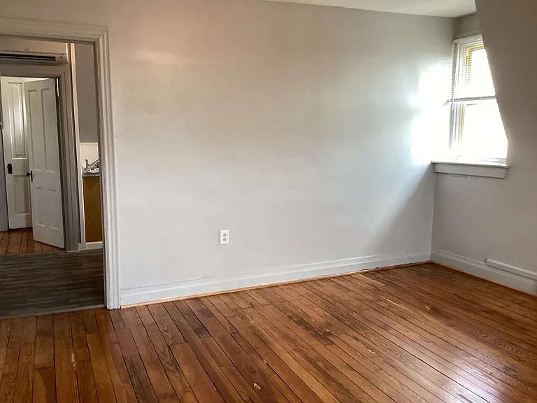 39-43 E Main St — Photo 12