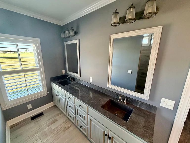 8487 Bend Of The River Rd — Photo 28