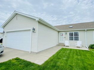 2040 Spring Meadow Ct, Lincoln, NE 68521