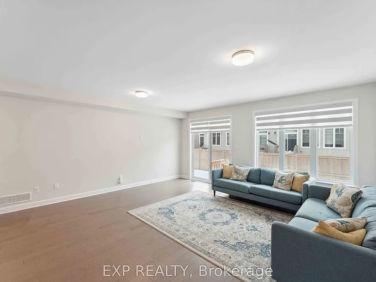 934 Clarkia St — Photo 26
