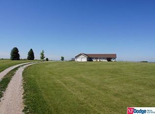 345 County Road 12, Ceresco, NE 68017