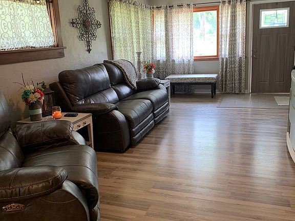 4th image of 602 S 9th St