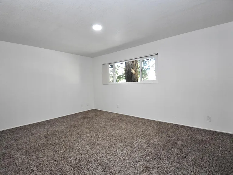 2148 Bella Casa St — Photo 15
