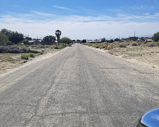 5th image of 311 N Shore Dr