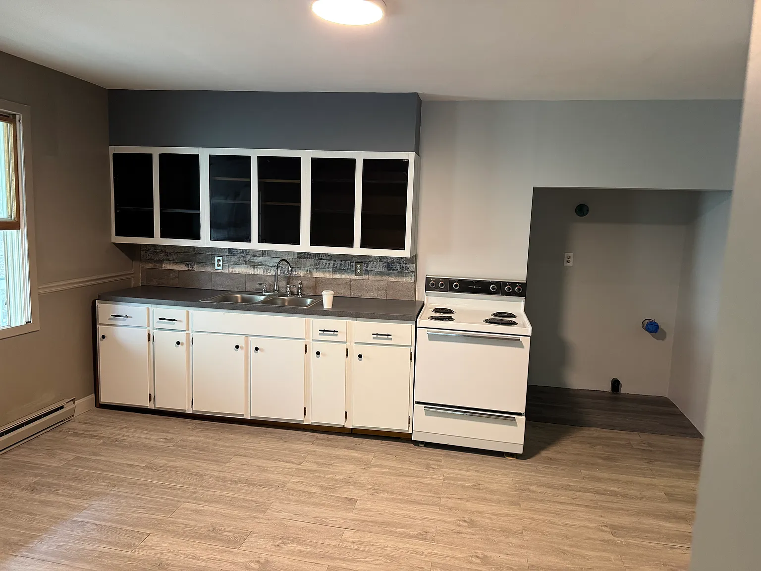 2 bed, 1.5 bath, 725 sqft, $1,500 — Photo 2