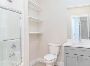 327 Totowa Rd #202, Totowa, NJ 07512